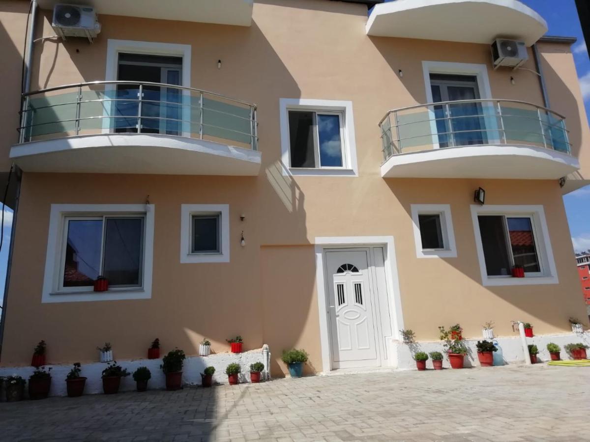 Araniti Apartment Velipoje Exterior photo