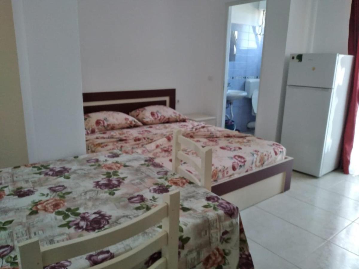 Araniti Apartment Velipoje Exterior photo